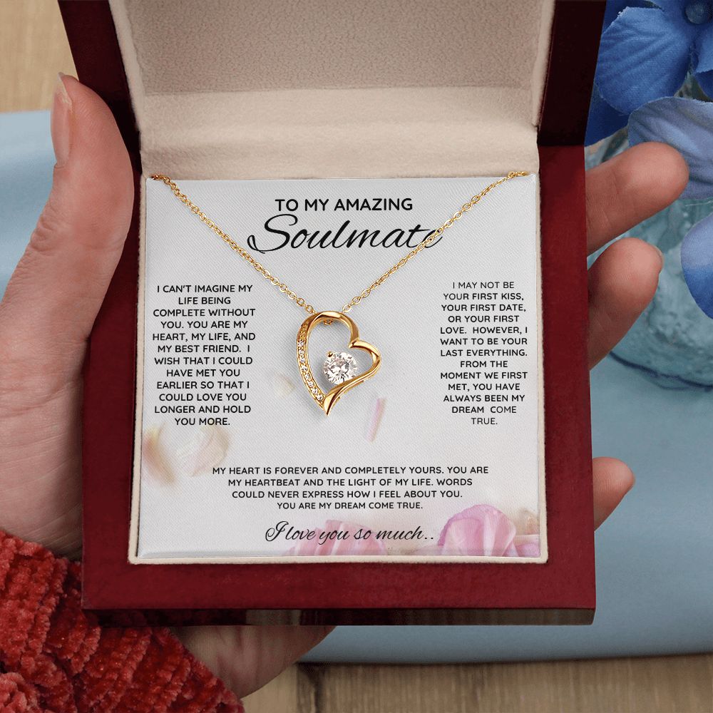 Stunning Sweetheart Necklace in Silver and 18K Gold