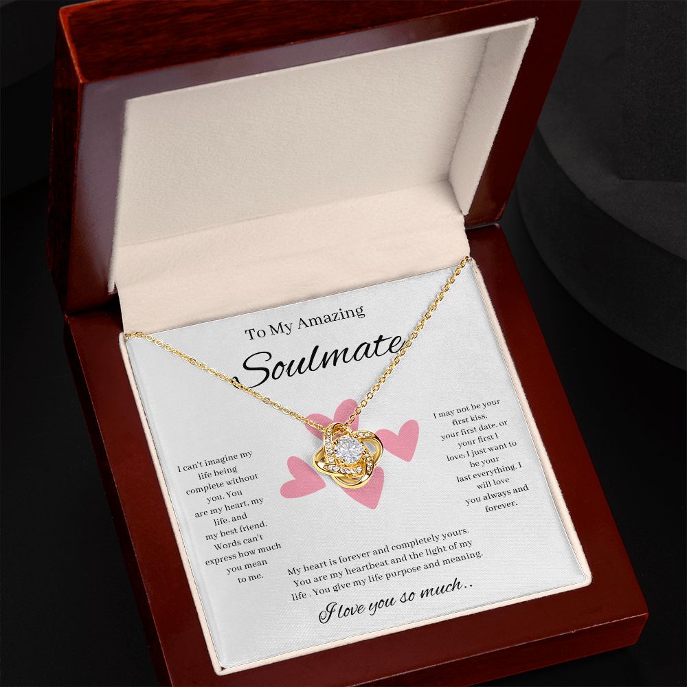 Beautiful Love Knot Necklace – caring moments